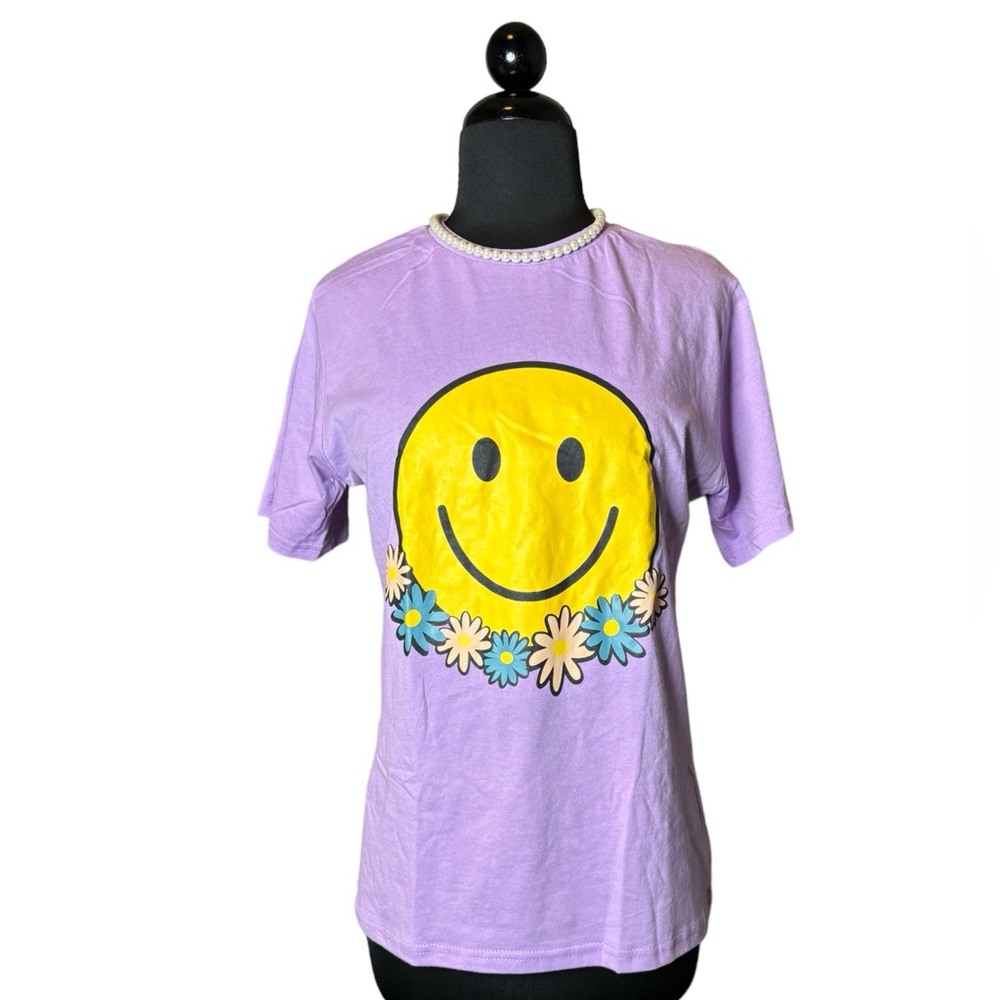 Happy‎ face pjs. New. Soft and fun. 20”ptp 24.5 shoulder to hem